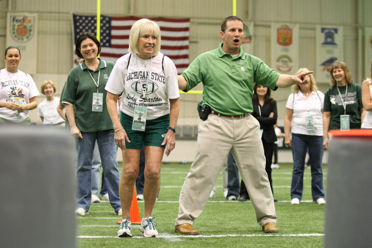 Mike Tressel Uses His Teaching Prowess at the Women's Clinic.  Photo Courtesy of MSU SID.