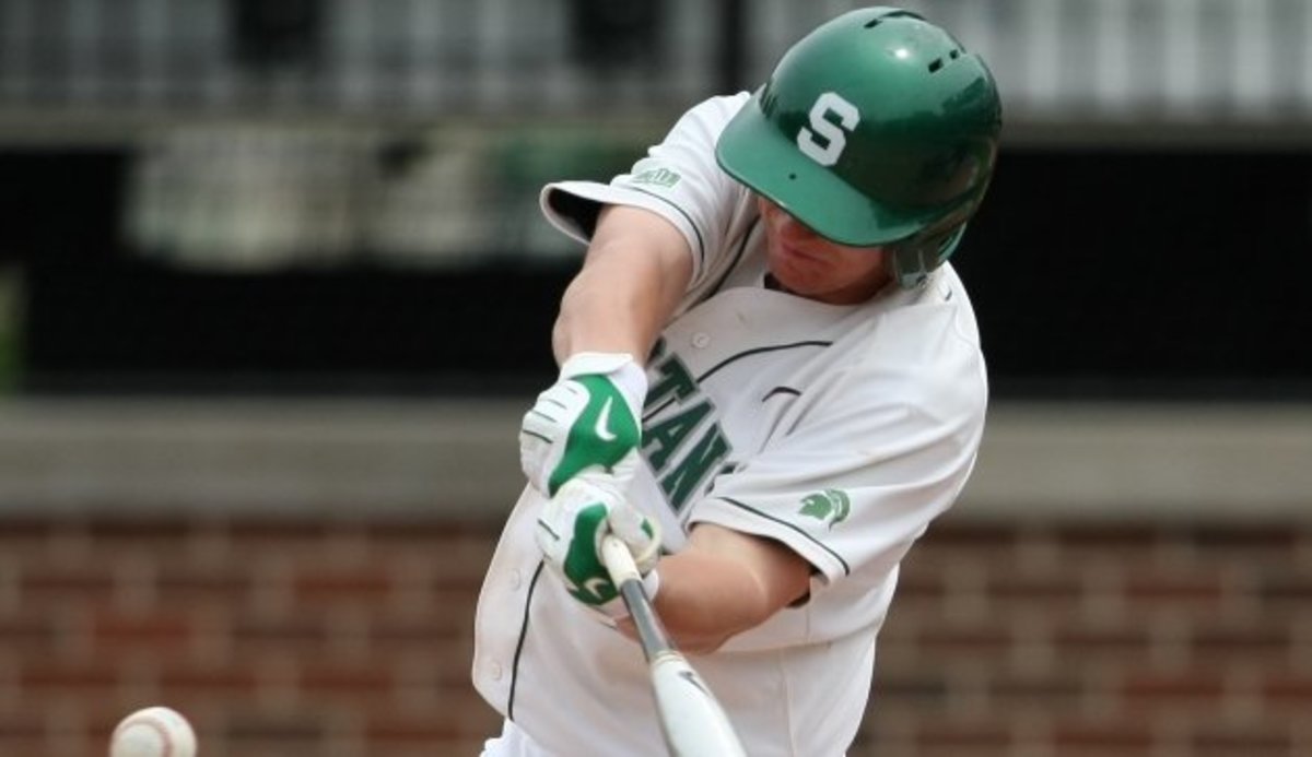 Chris Roberts homers in loss.  Photo courtesy of Rey Del Rio / MSU Athletic Communications.