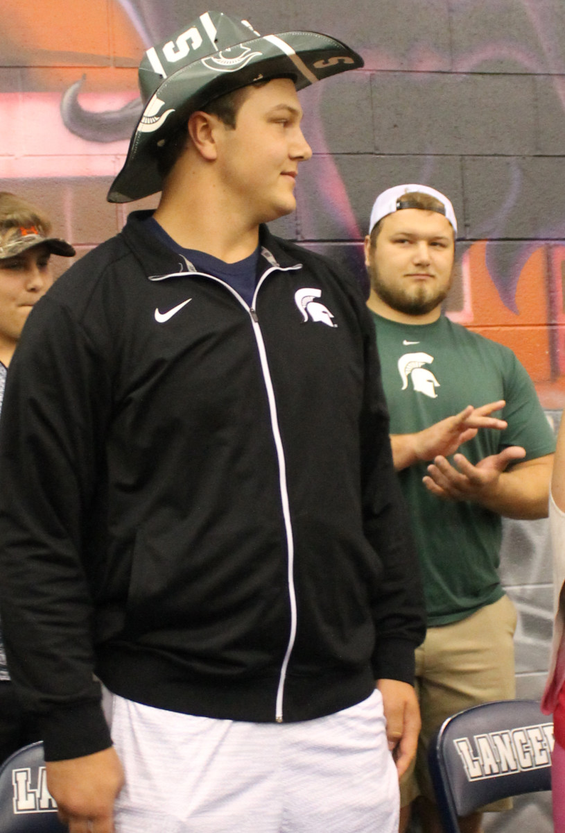 MICHIGAN STATE 2017 DL COMMIT JACUB PANASIUK!