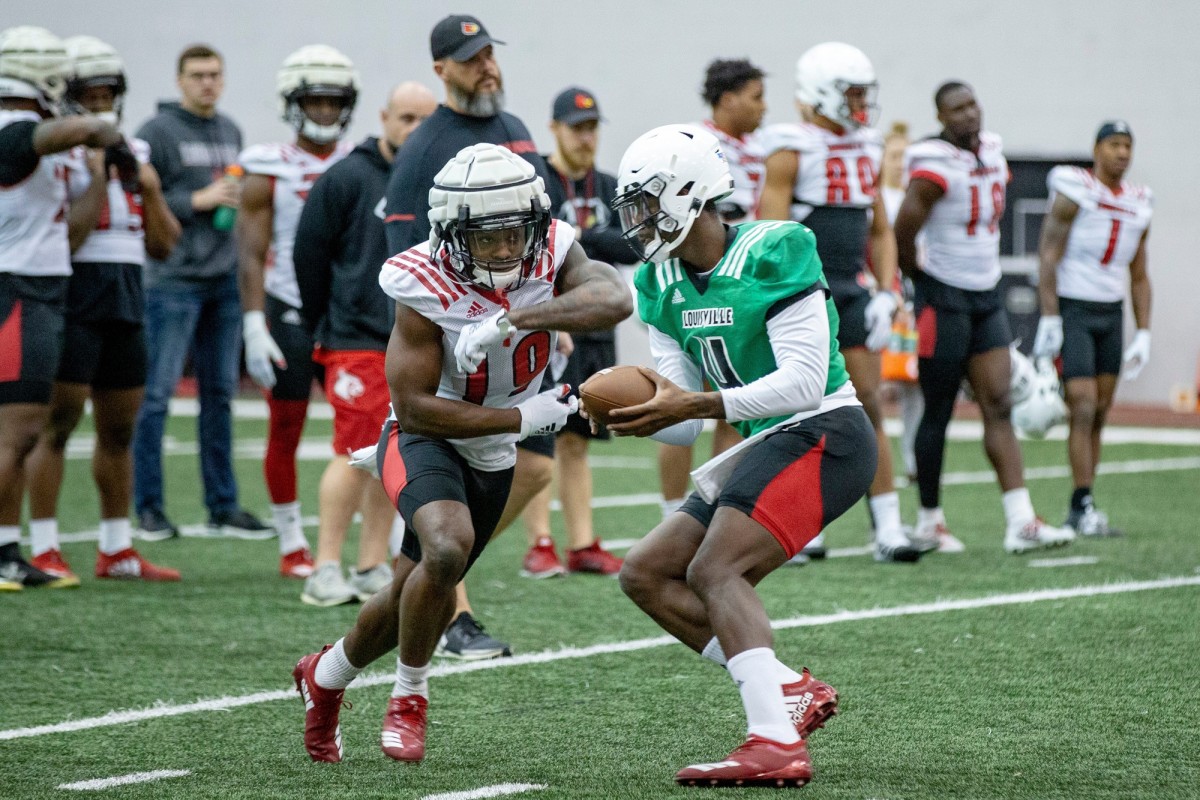 Louisville Football Anticipating Starting Fall Camp On Time Sports