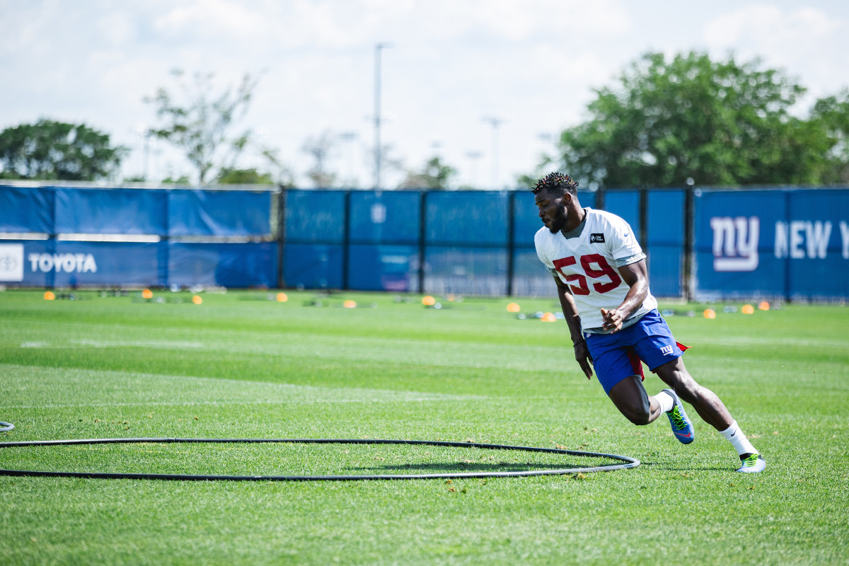 Lorenzo Carter's injury as bad as Giants feared