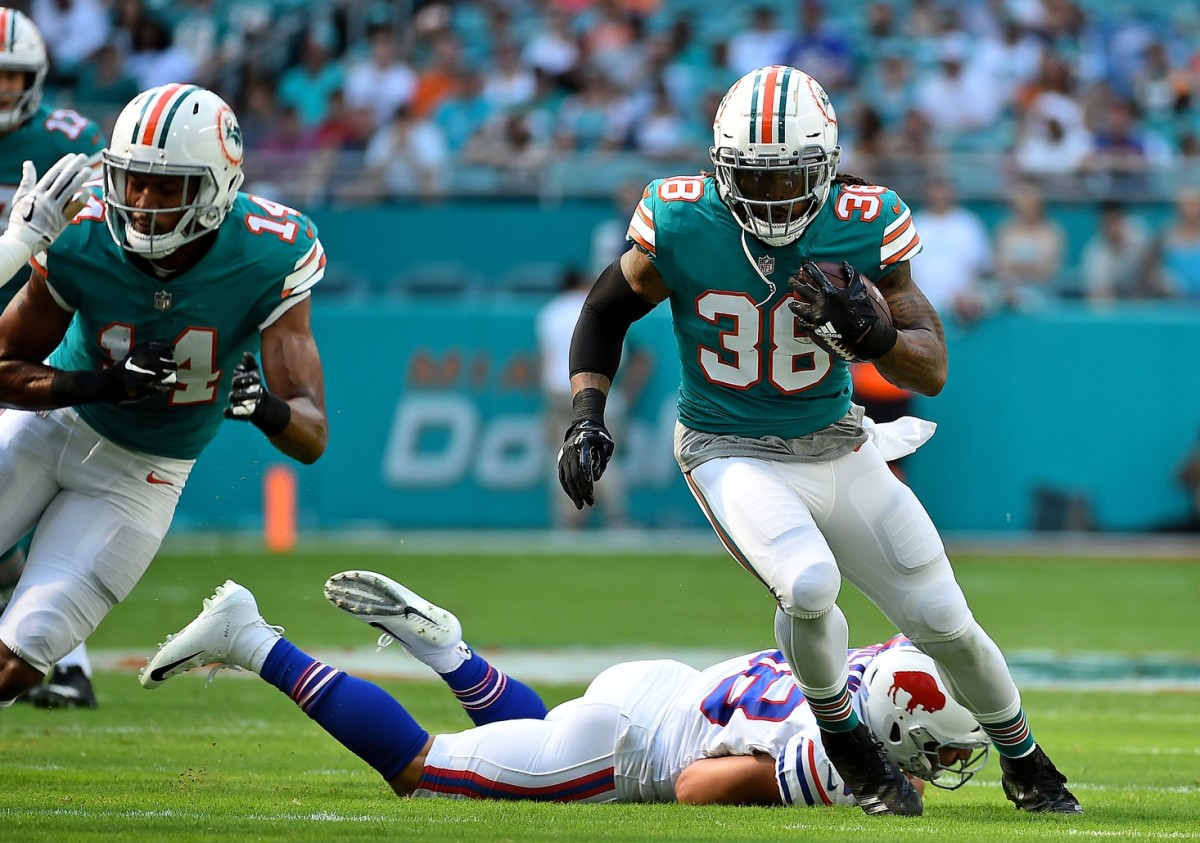 Number 14 and the Three Dolphins Who Wore It Best - Sports Illustrated  Miami Dolphins News, Analysis and More