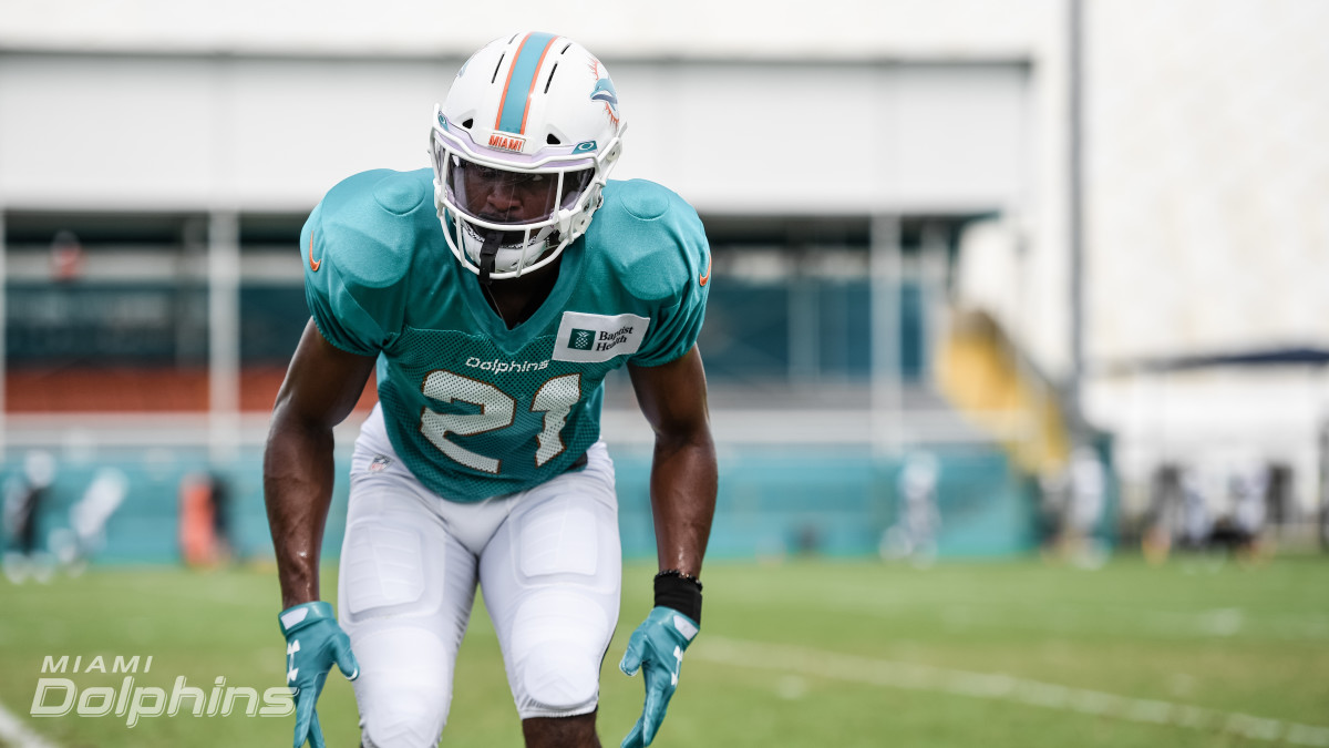 Eric Rowe is having a quietly good season for the Miami Dolphins