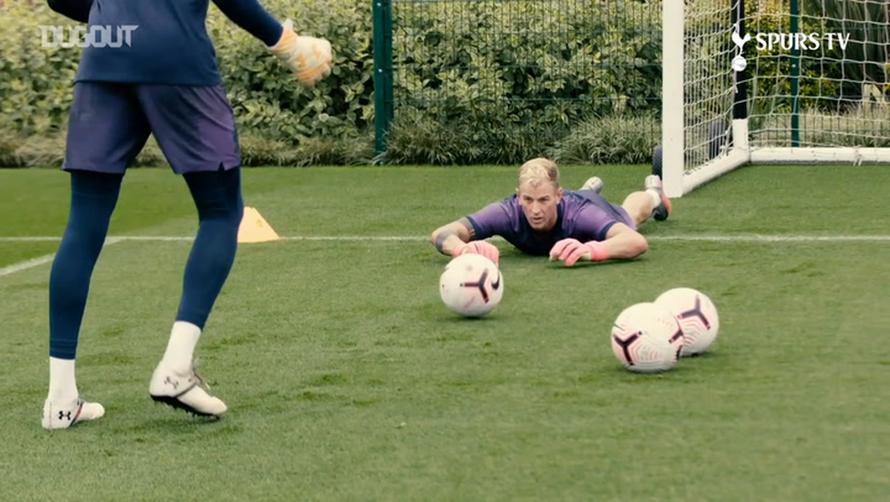 Joe Hart takes part in Tottenham training - Soccer ...