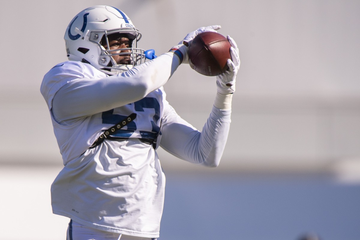 Darius Leonard, Quenton Nelson Lead Colts Camp's First