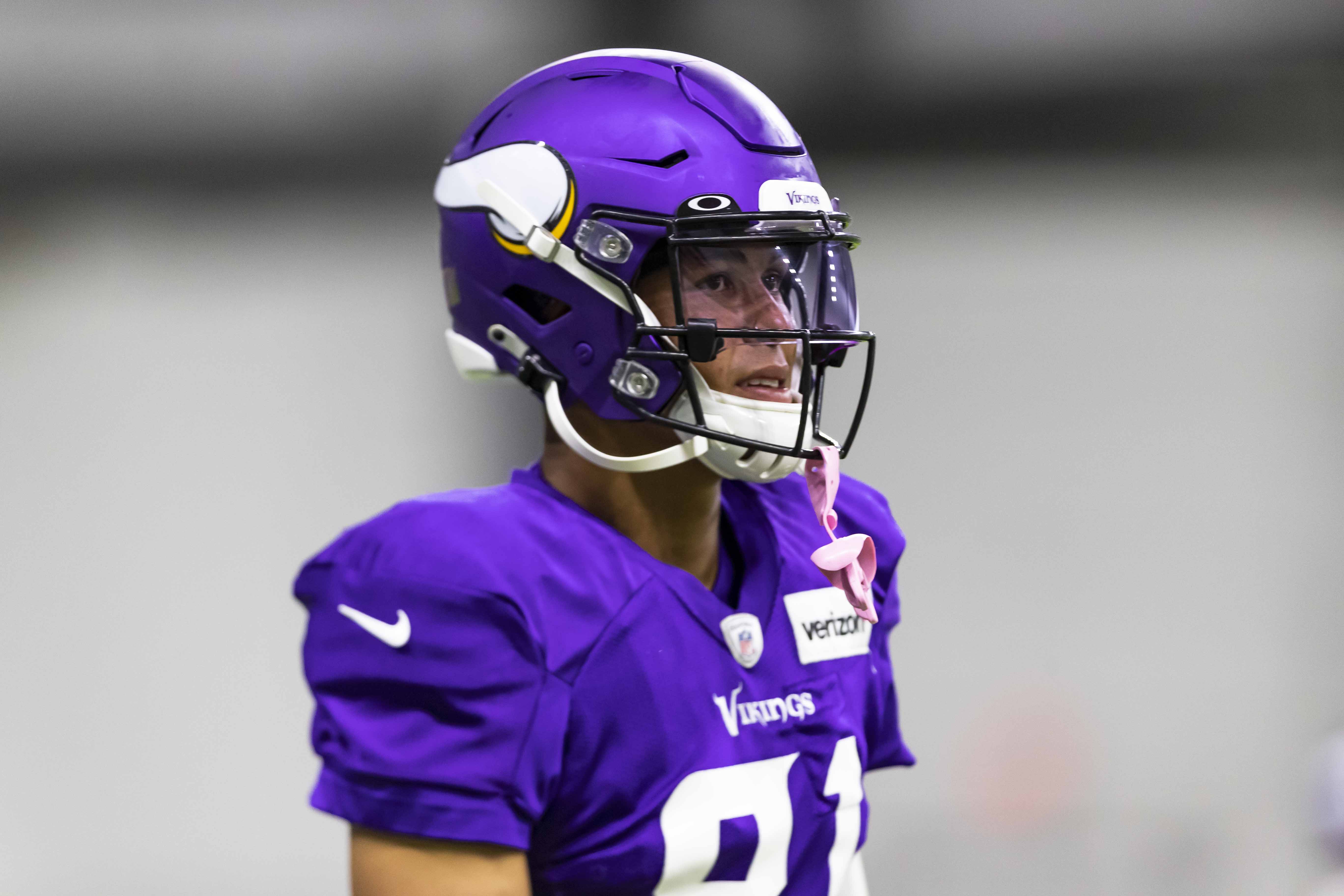 Vikings minicamp observations: Eric Kendricks shines on Day 2