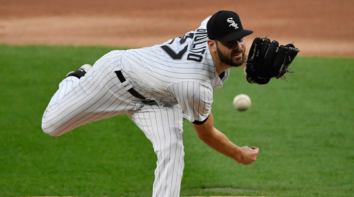 White Sox pitcher Lucas Giolito throws no-hitter vs. Pirates