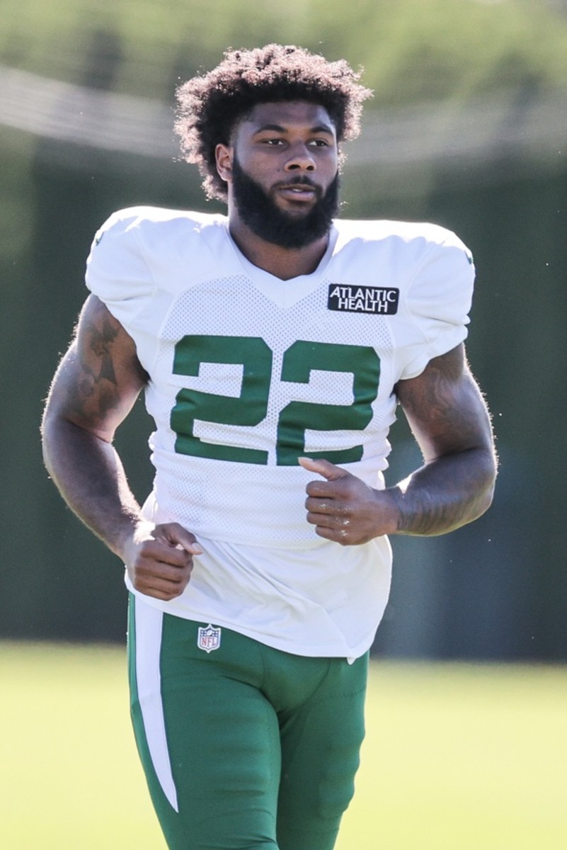 Hard Knocks' Star Tanzel Smart Returns to Jets - Sports Illustrated New  York Jets News, Analysis and More