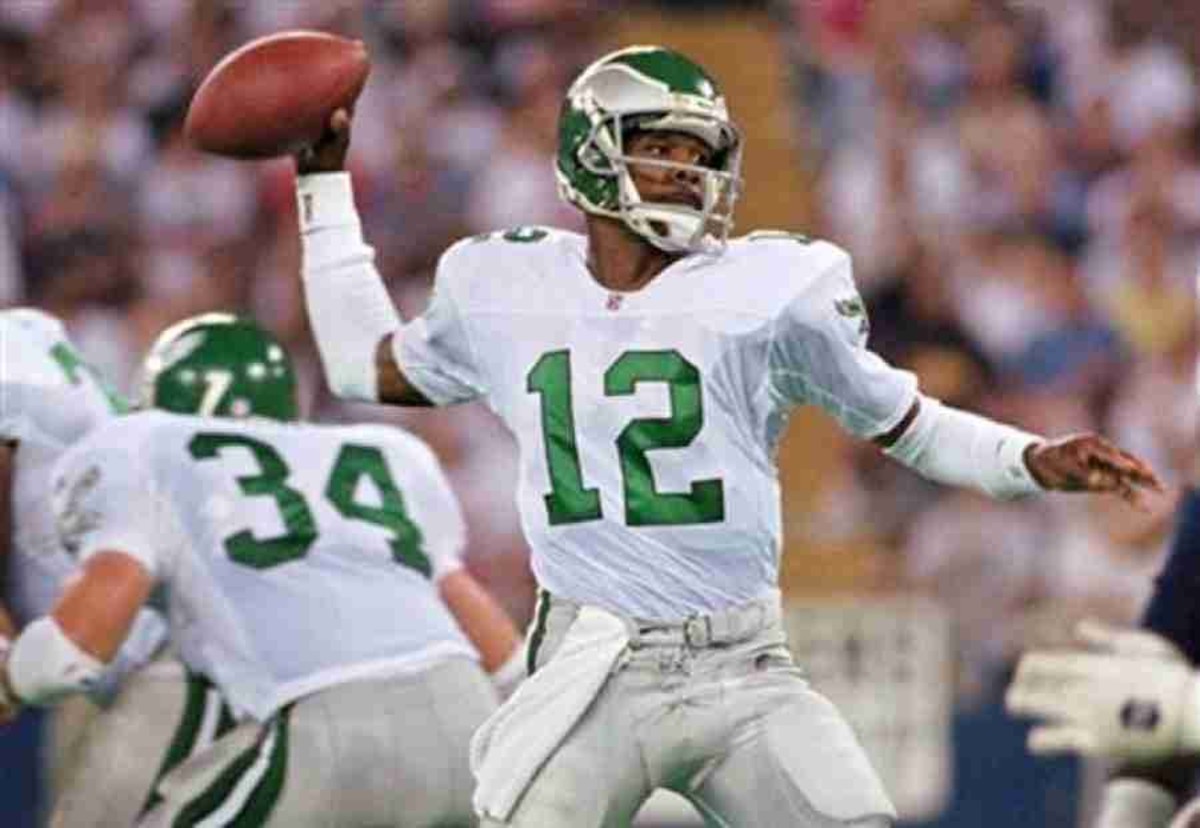 Randall Cunningham and Jalen Hurts celebrate generations of excellence
