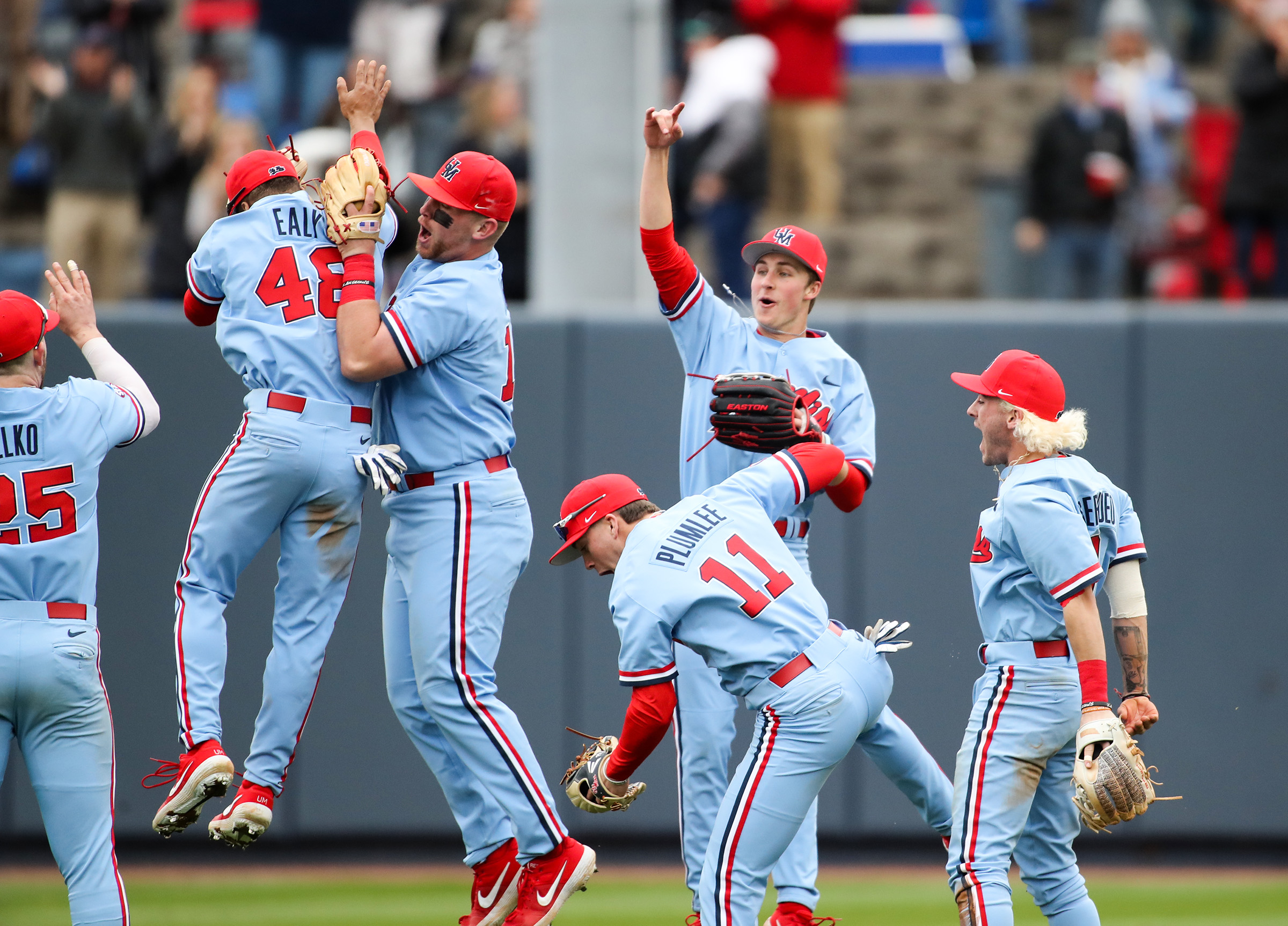 College baseball rankings: Ole Miss takes the top spot after a crazy  opening week