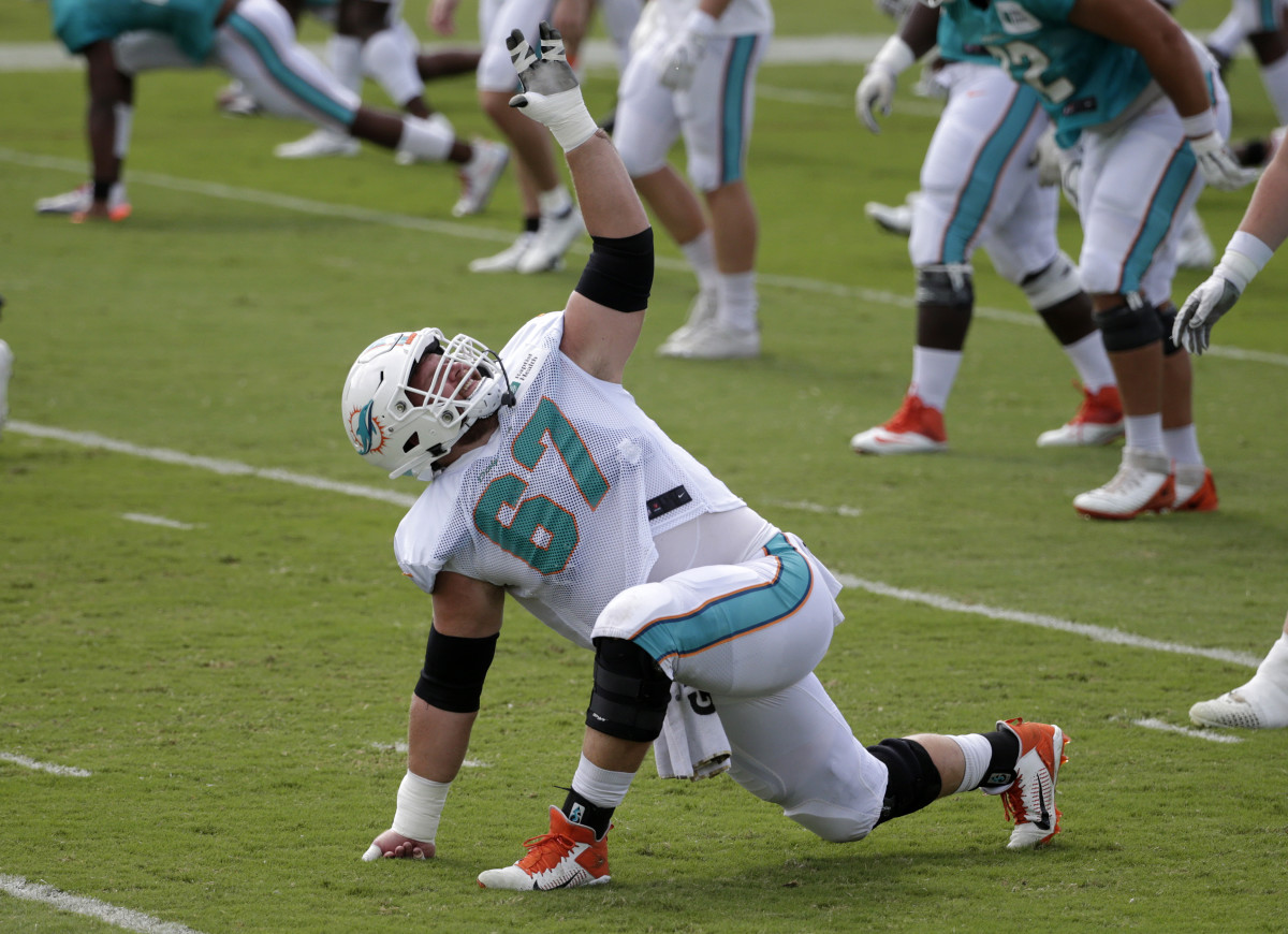 Miami Dolphins Announce Team Captains for 2020