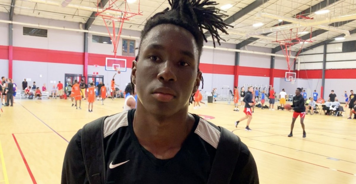 BREAKING: Four-star Class of 2021 small forward Michael James  (@MichaelToReal0) has committed to the Louisville Cardinals.