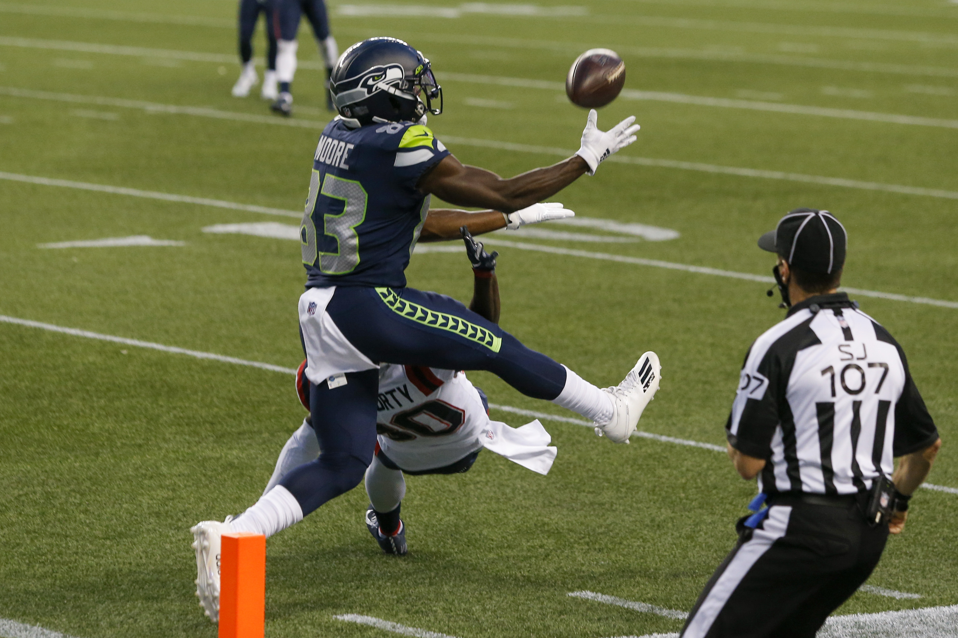 Seahawks' Quandre Diggs Ejected for Helmet-to-Helmet Hit on N'Keal