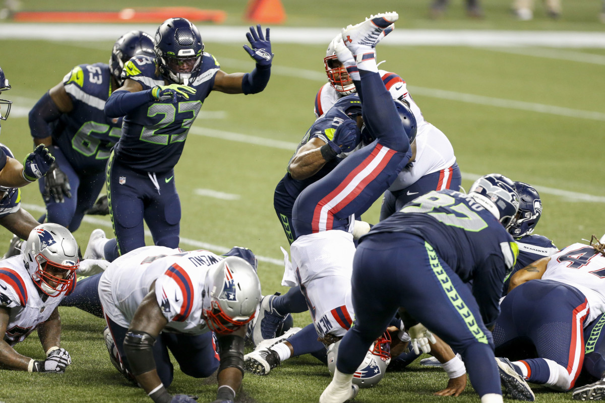 Unheralded Heroes Emerge as Seahawks Withstand Rally by Patriots