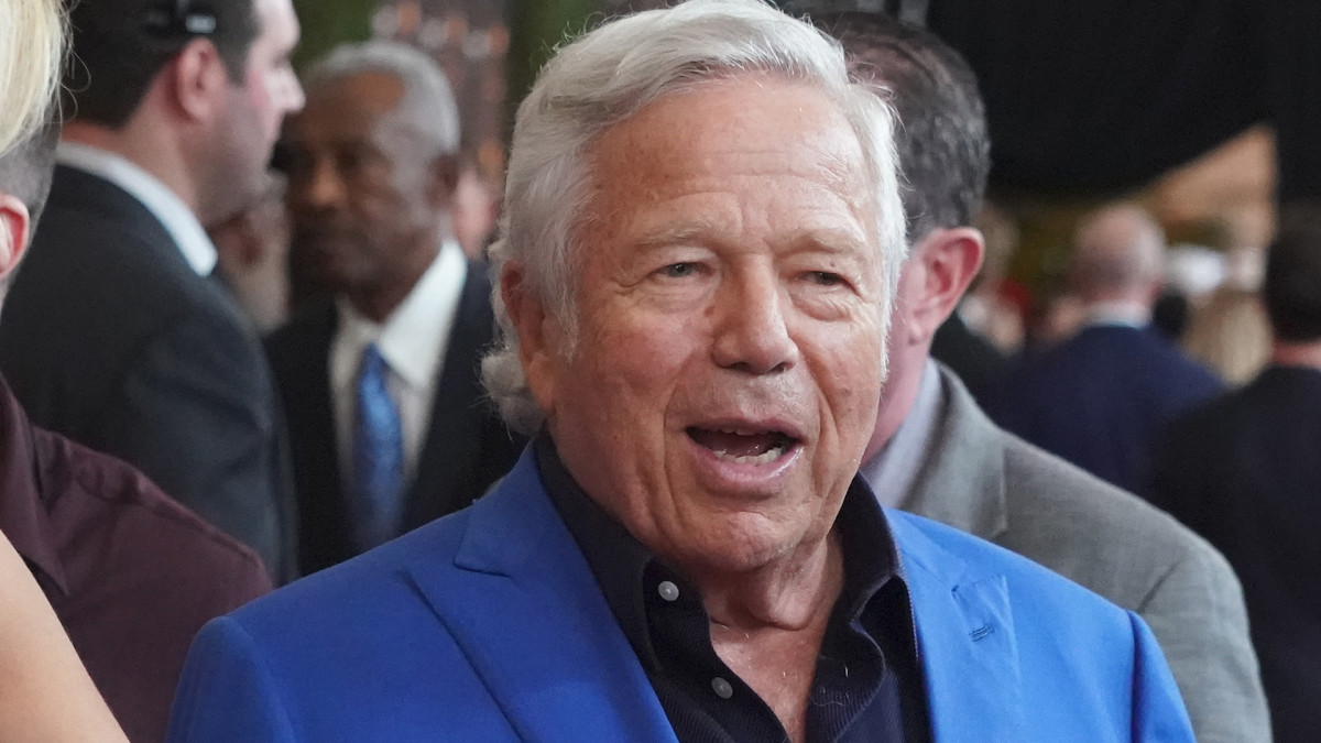 Patriots Owner Robert Kraft Likely to Be Cleared in Solicitation Case ...