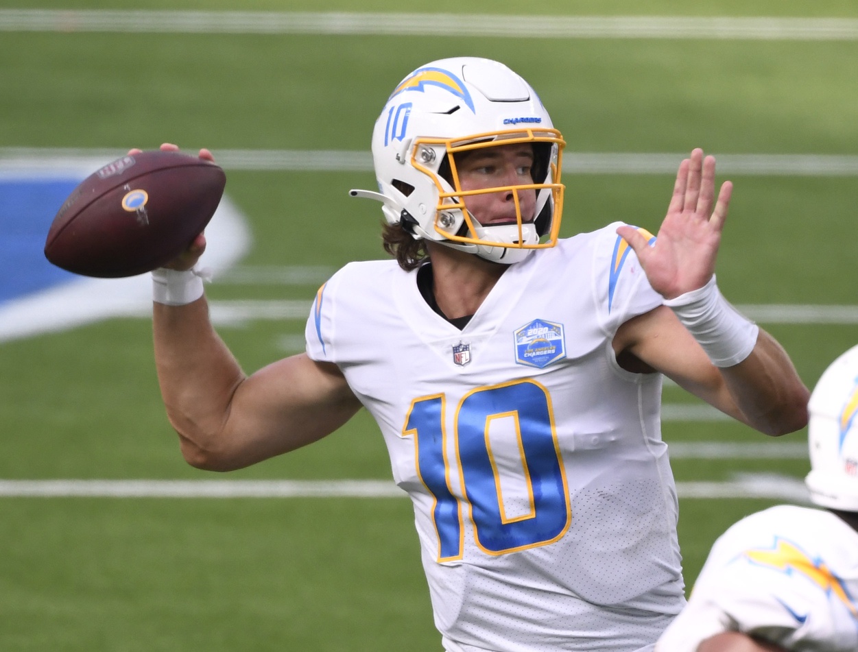 REPORT Justin Herbert Expected to Start for Chargers vs Panthers