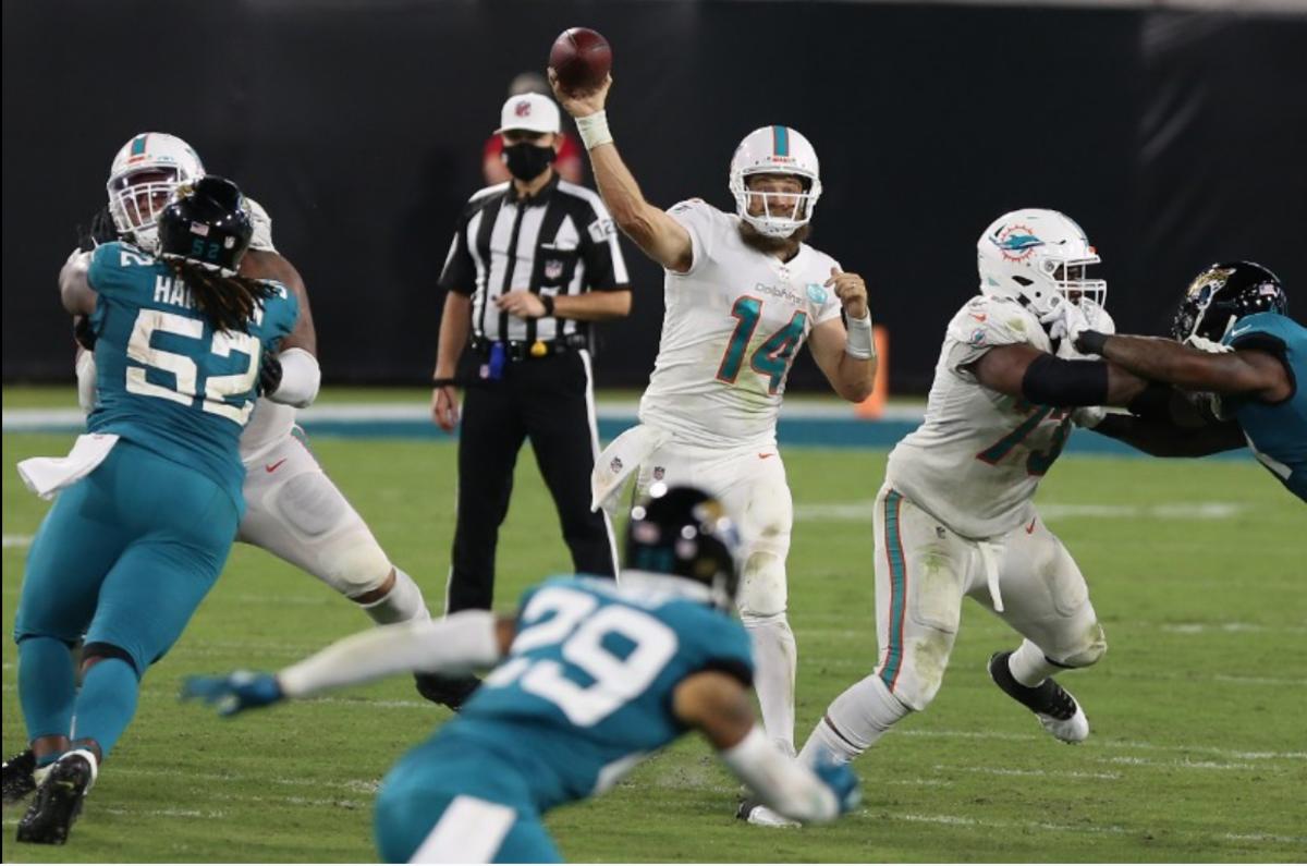 Mike Gesicki breaks down why Ryan Fitzpatrick's the 'greatest teammate'  ever - Dolphin Nation