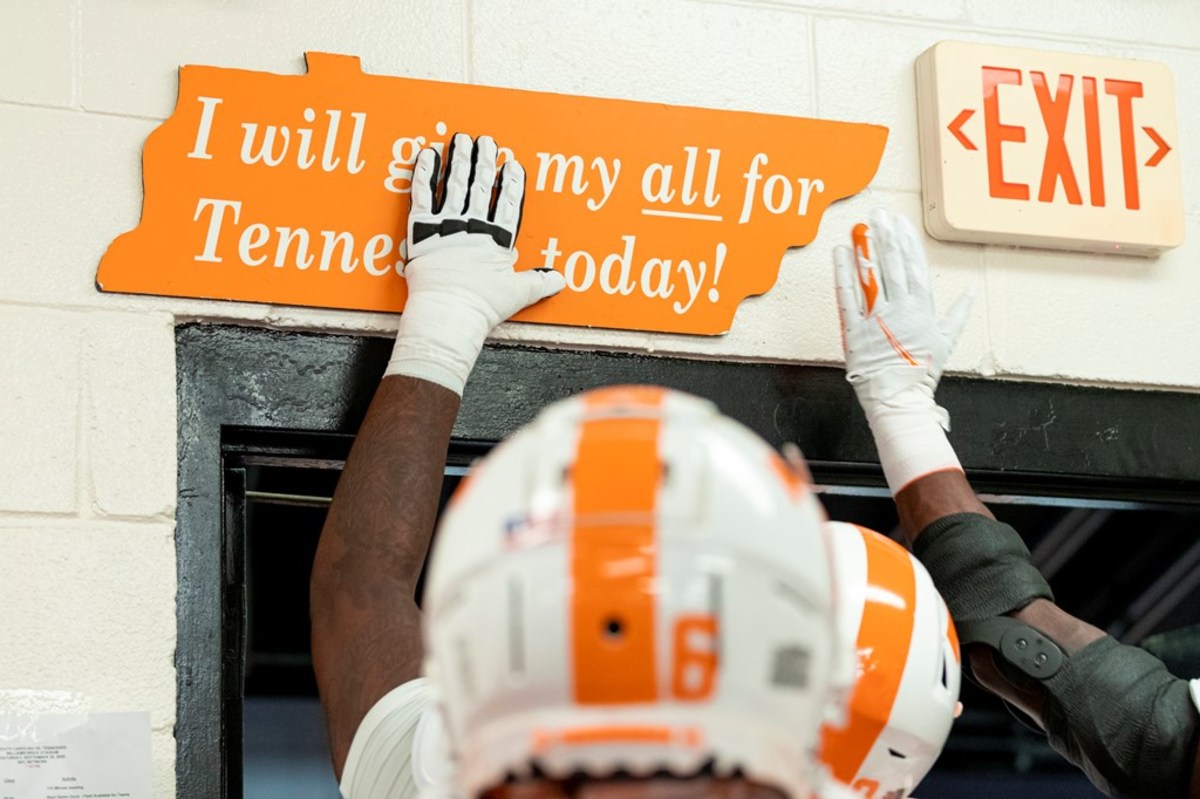 Tennessee at Georgia football game has hype, coveted kickoff slot on CBS