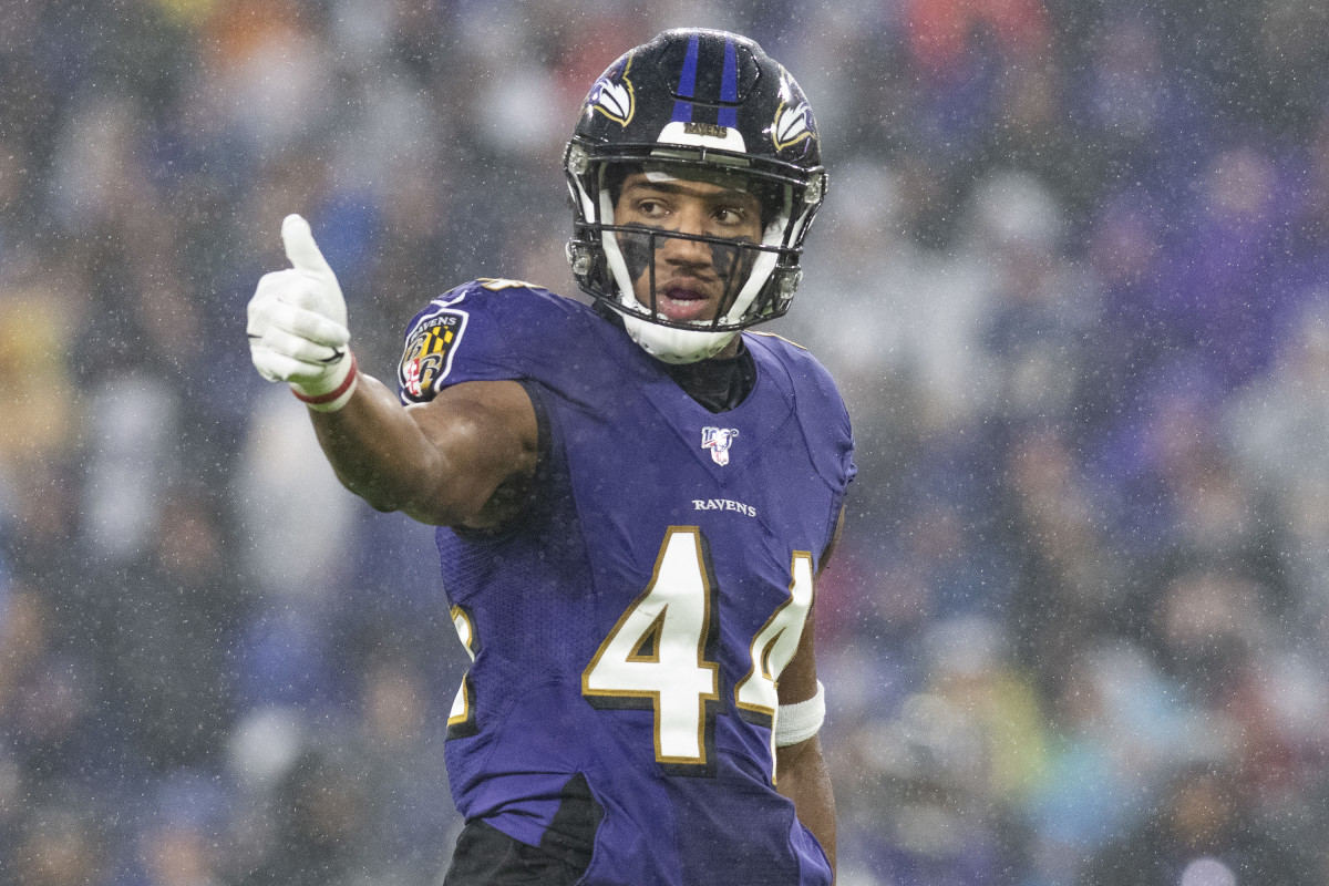 Ravens give Humphrey a 5-year extension