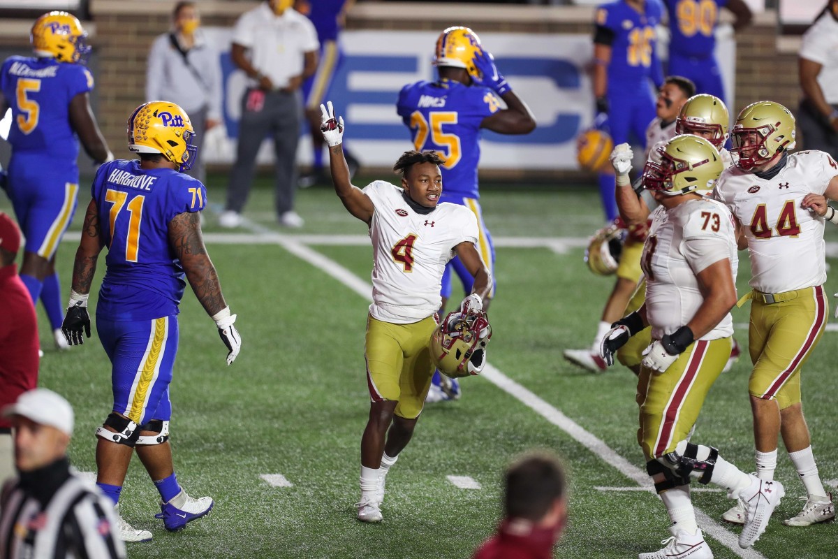 Zay Flowers Makes a SPECTACULAR 52-Yard Catch