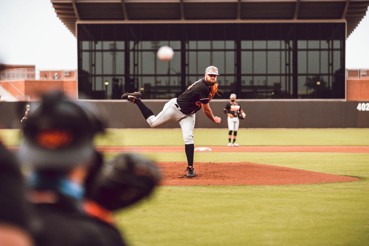 OSU Pistol Pete Pitching T