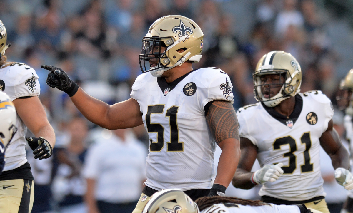 Now healthy, Saints LB Manti Te'o reunites with Los Angeles