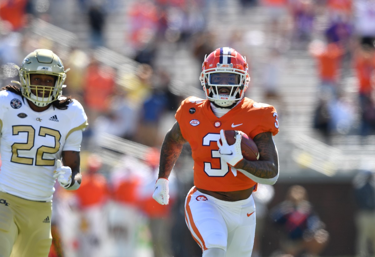 Clemson Wr Amari Rodgers Added To Biletnikoff Award Watch List Sports Illustrated Clemson Tigers News Analysis And More