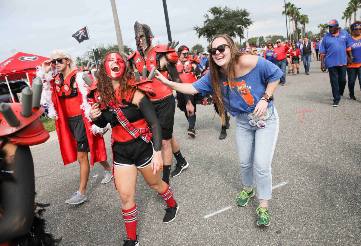 Gator and Bulldog Fans Tailgate at TIAA Bank Field