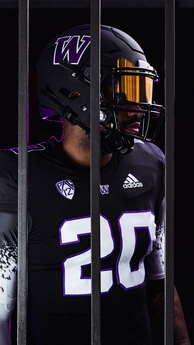 Huskies Dress for Success with New Uniforms Sports Illustrated