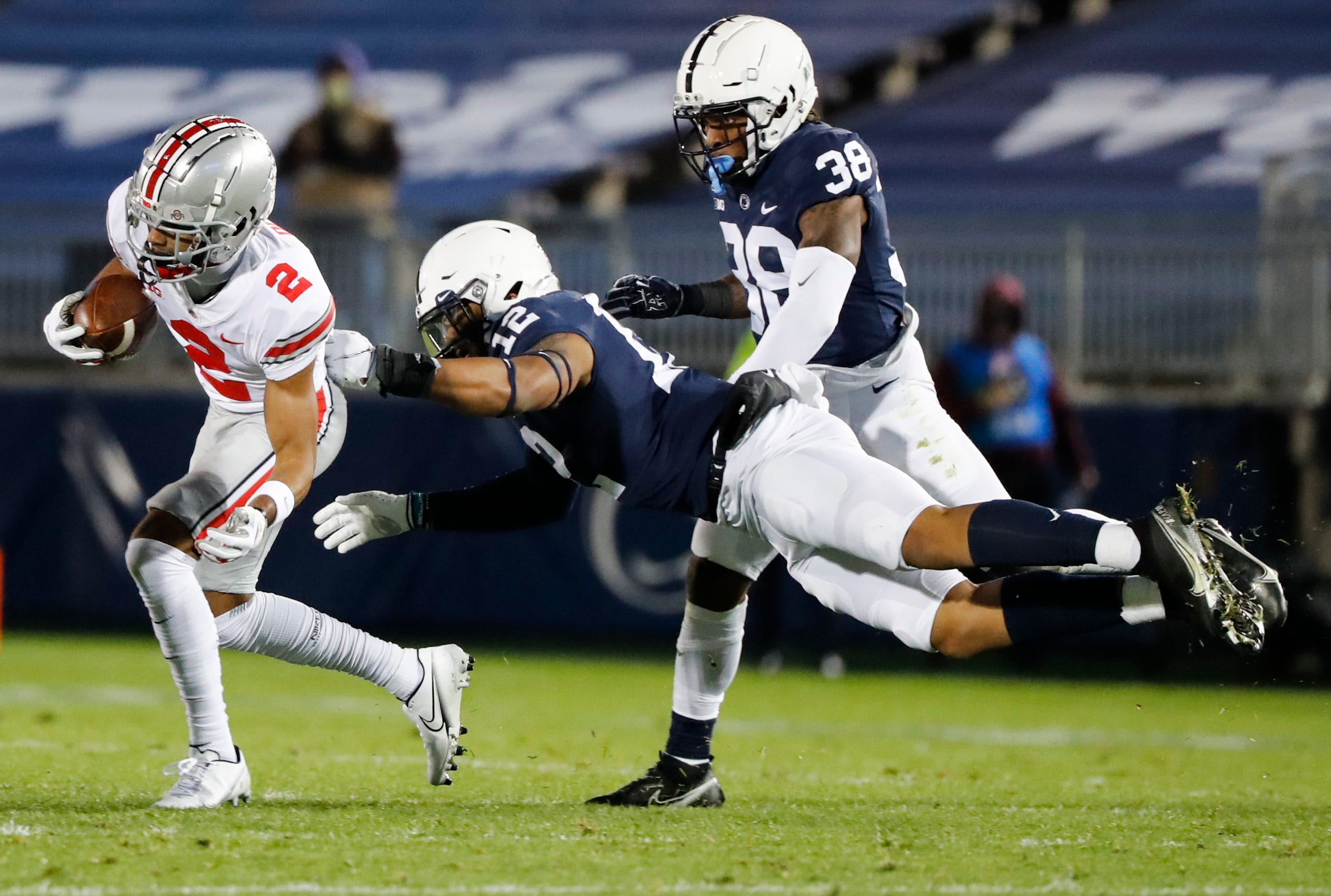 Justin Fields Leads Ohio State To A 38-25 Win Over Penn State - Sports ...