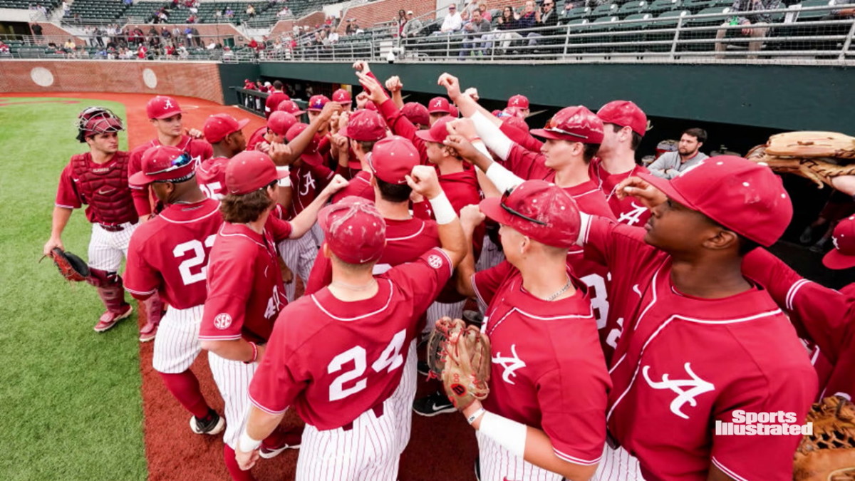 Alabama Baseball Drops 11-Inning Thriller in Heartbreaking Fashion to  Top-Seeded Florida - Sports Illustrated Alabama Crimson Tide News, Analysis  and More