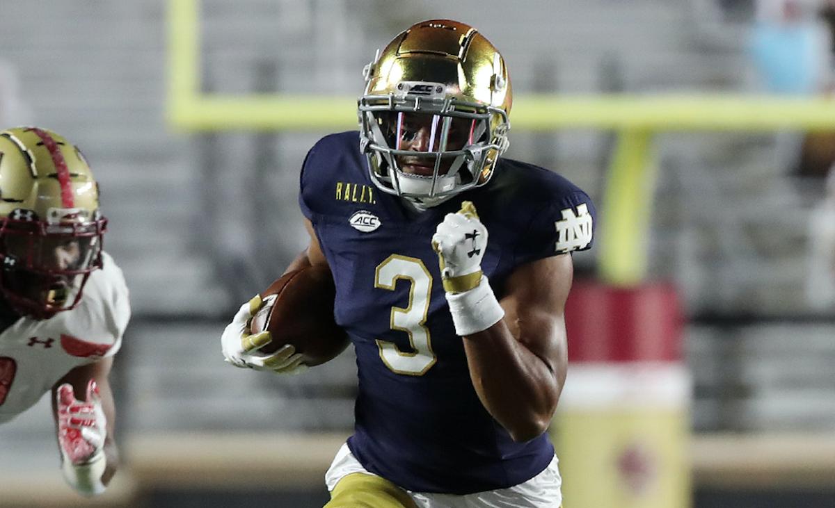 Notre Dame Names Its 2022 Football Captains Sports Illustrated Notre