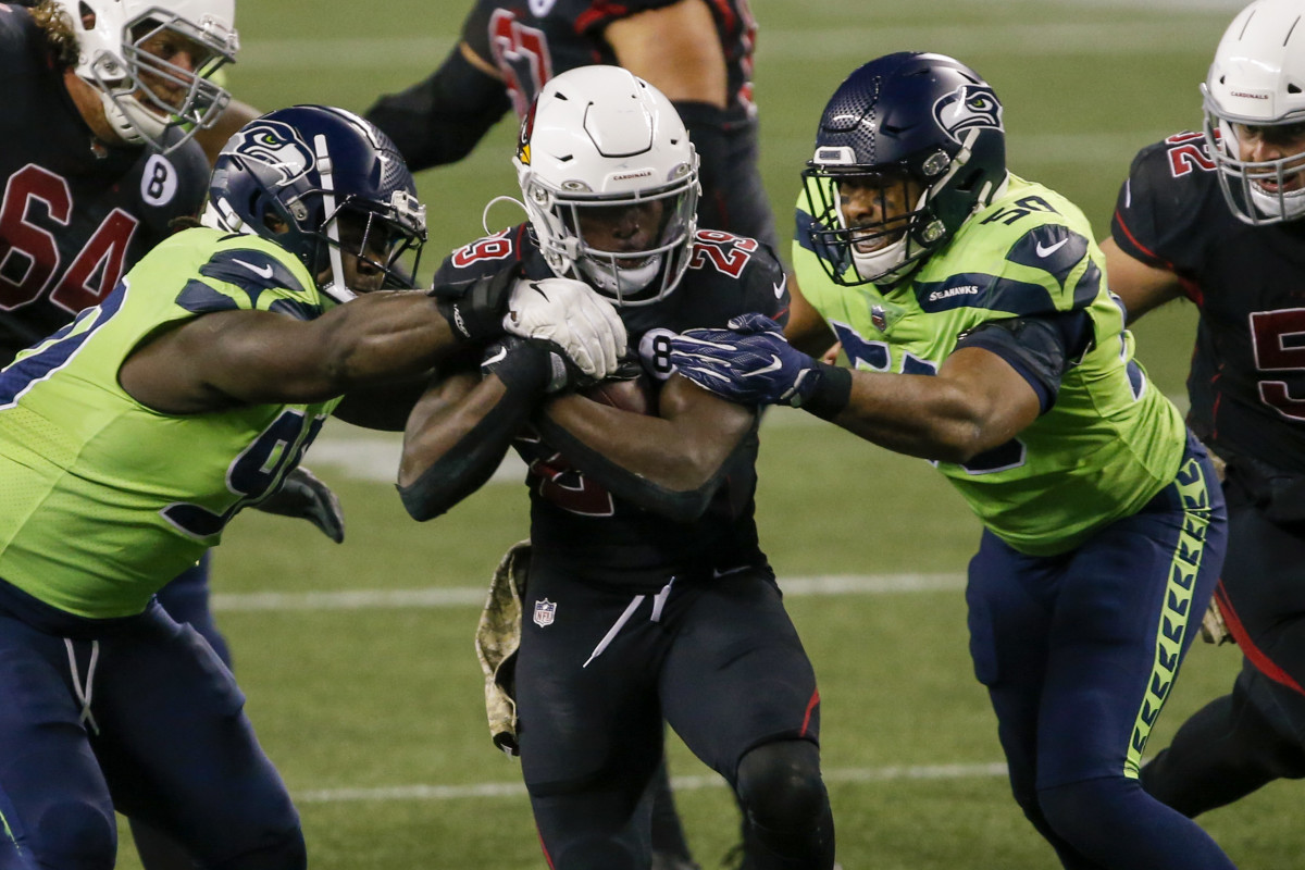 Defense Rounding Into Form at Perfect Time for Seahawks - Sports ...