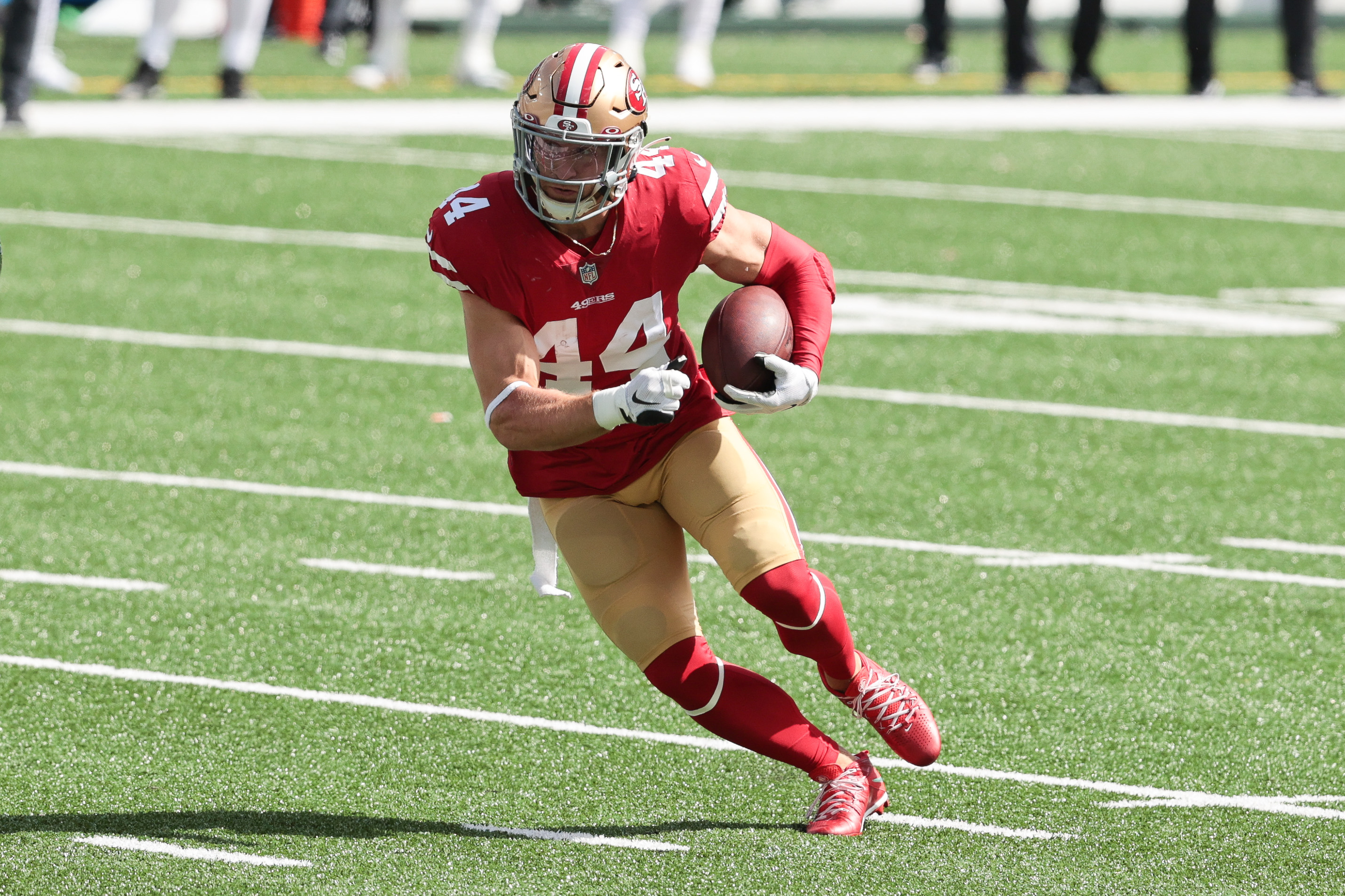 49ers star Kyle Juszczyk combines brains and brawn