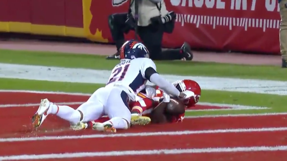 Chiefs fail to challenge likely Tyreek Hill touchdown vs. Broncos - Sports Illustrated