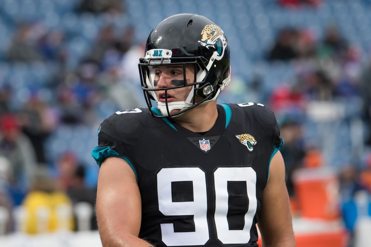 Injuries hurting Jaguars: Kicker Lambo goes to IR; knee injury shelves  Linder