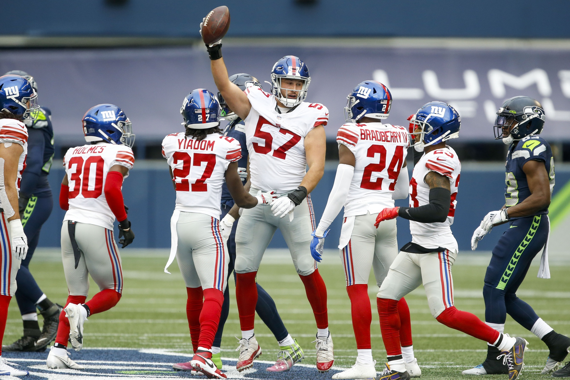 New York Giants Seek Relief in Desert vs. Arizona Cardinals