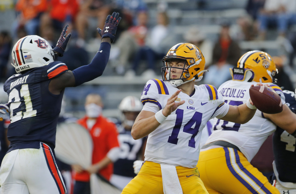 Former LSU Kicker Cade York Earns Prestigious Award - Sports Illustrated  LSU Tigers News, Analysis and More.