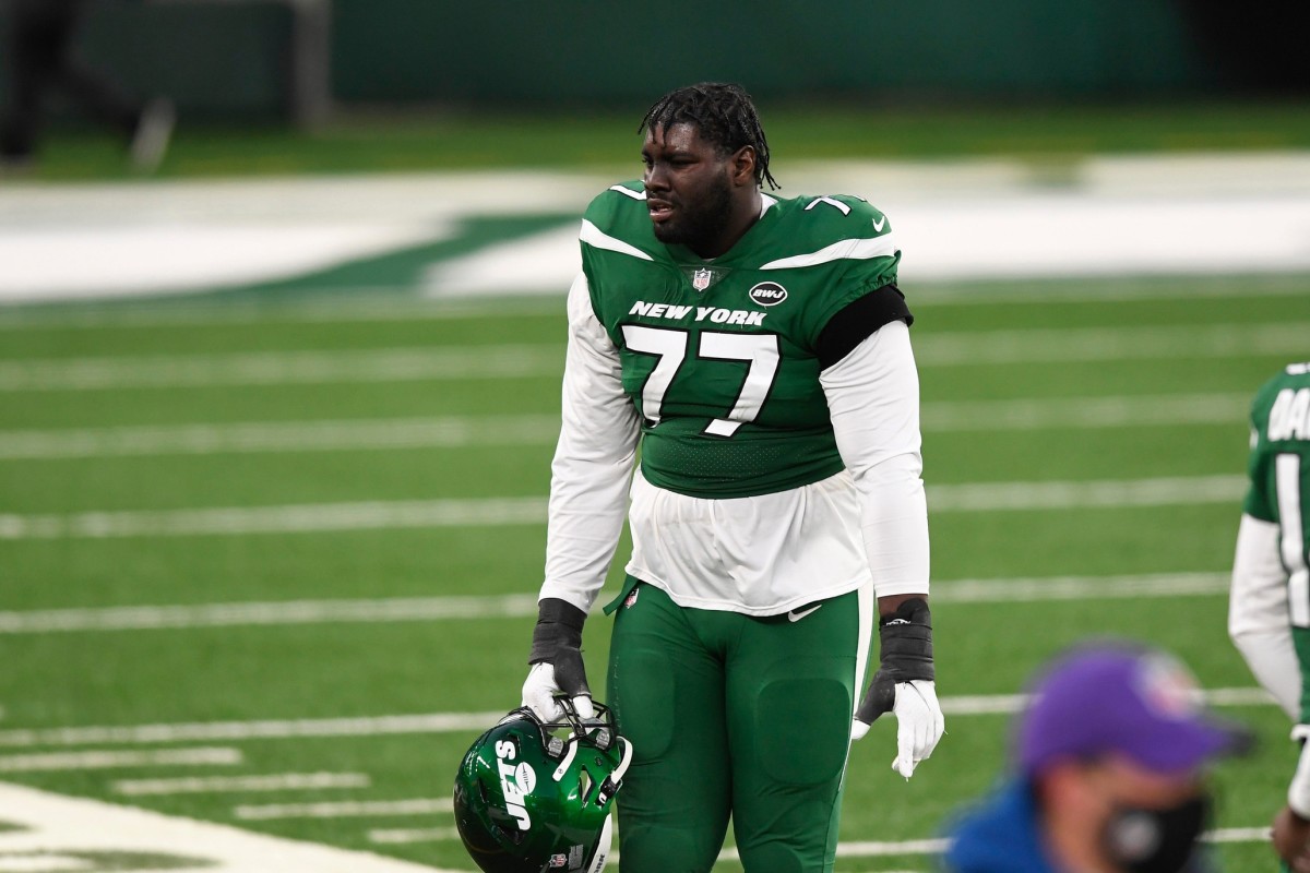 Jets decline fifth-year option on OT Mekhi Becton