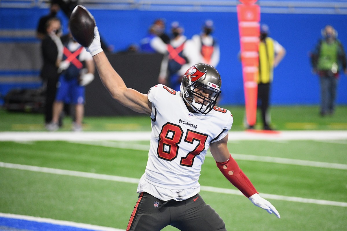 Arians: Buccaneers TE Rob Gronkowski 'Hitting His Stride' - Tampa