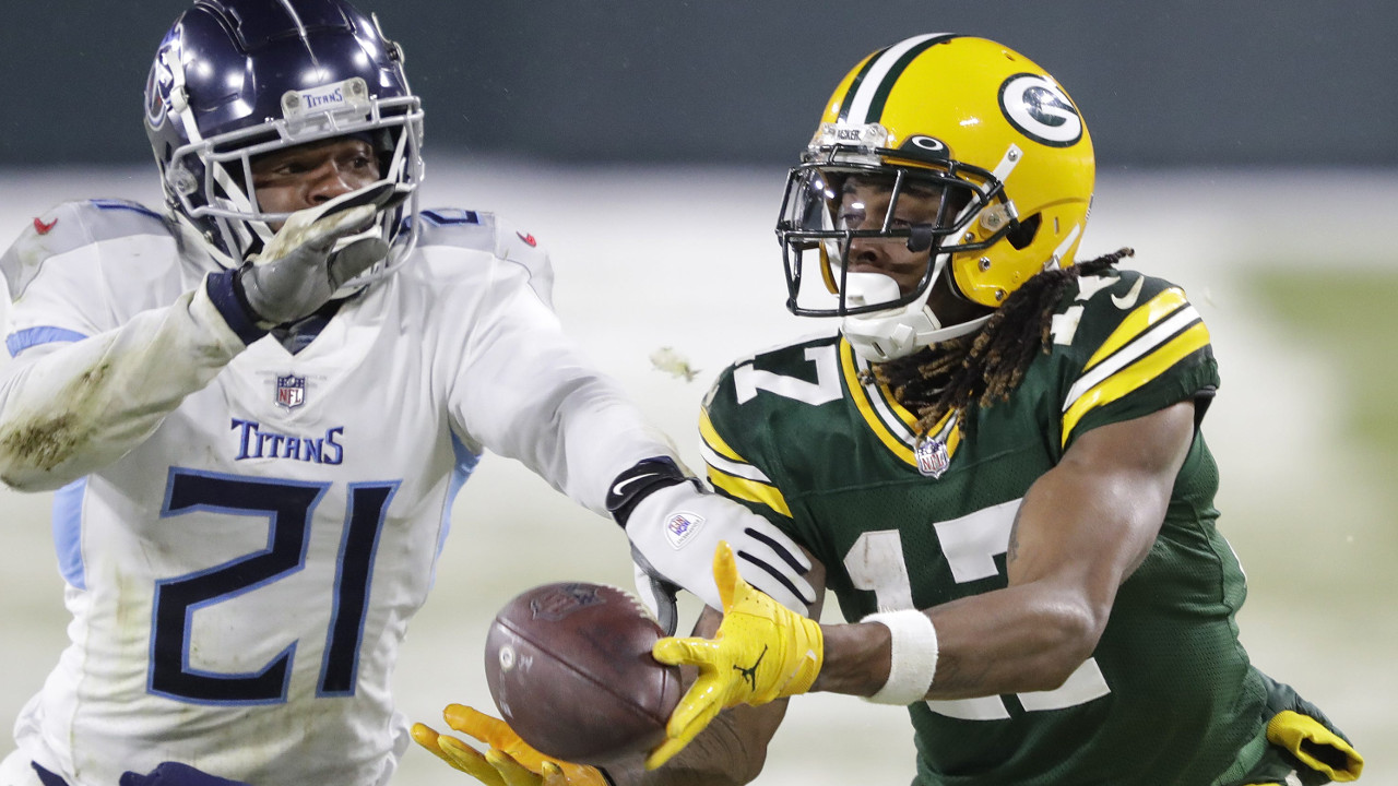 Packers blow out Titans, 40-14