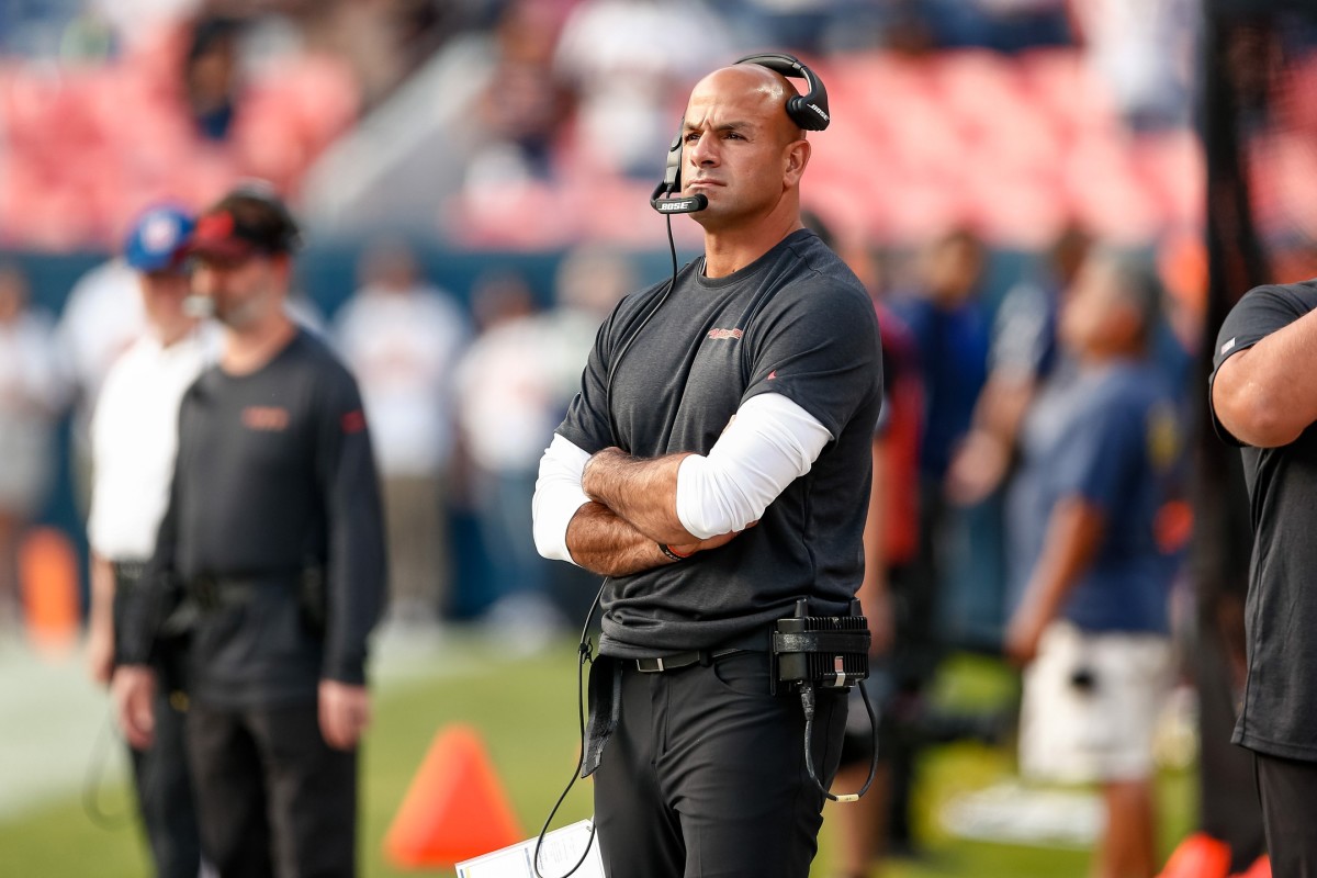 49ers defensive coordinator Robert Saleh gets love after shutting down Rams