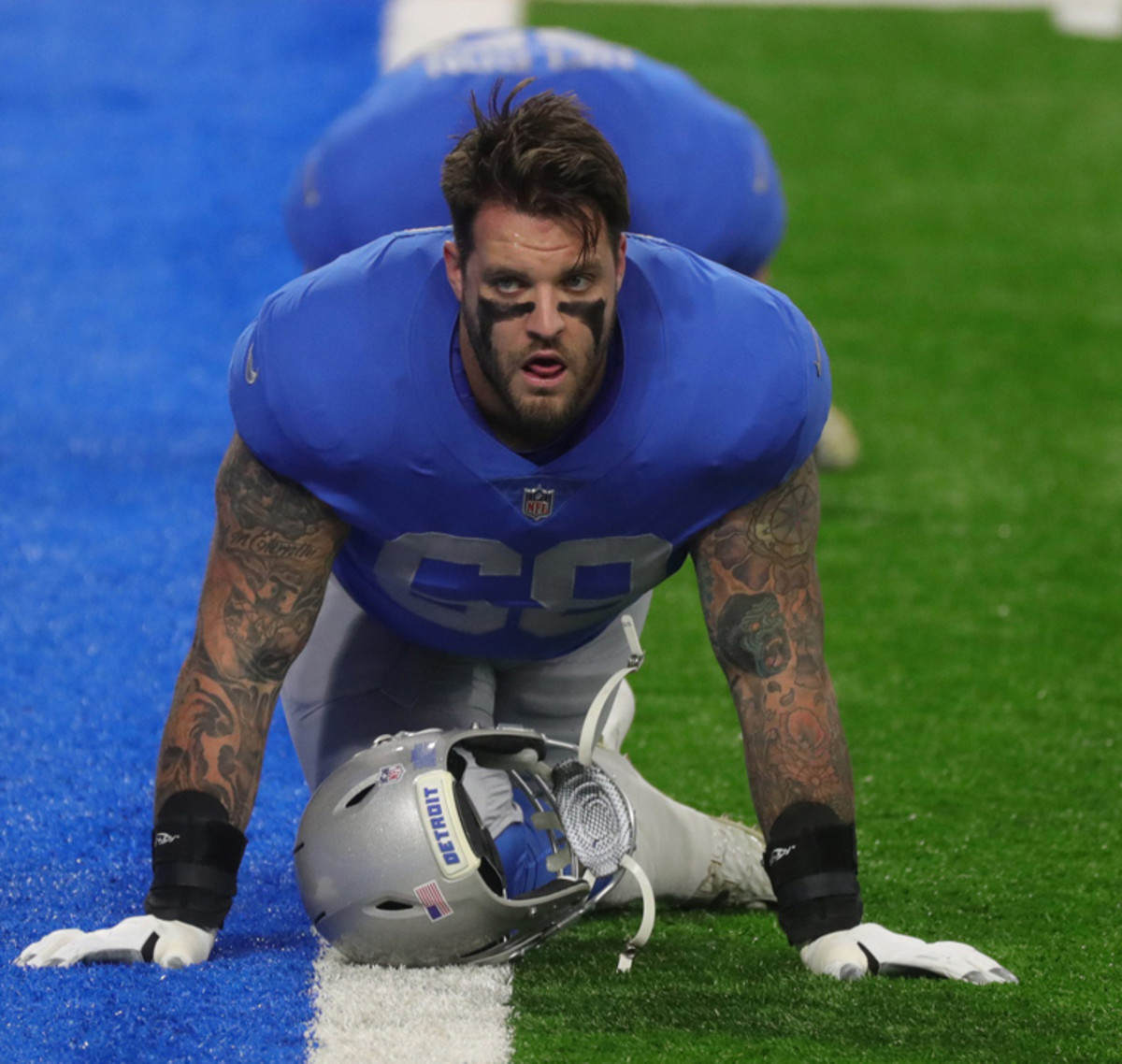 Taylor Decker lands on PFF's Team of the Week in Week 12