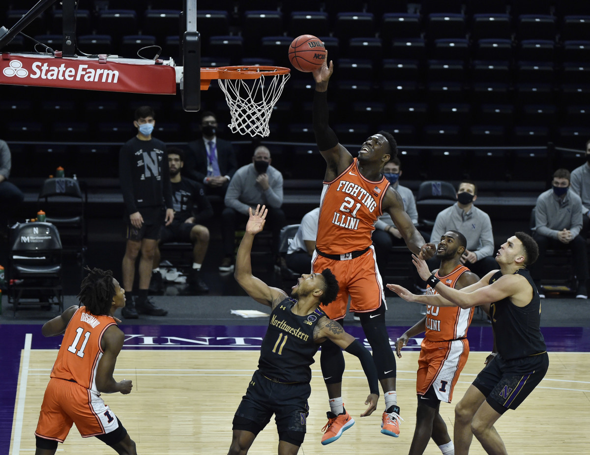 Illinois Fighting Illini center Kofi Cockburn (21) blocks a shot in the second half against the Northwestern Wildcats at Welsh-Ryan Arena.