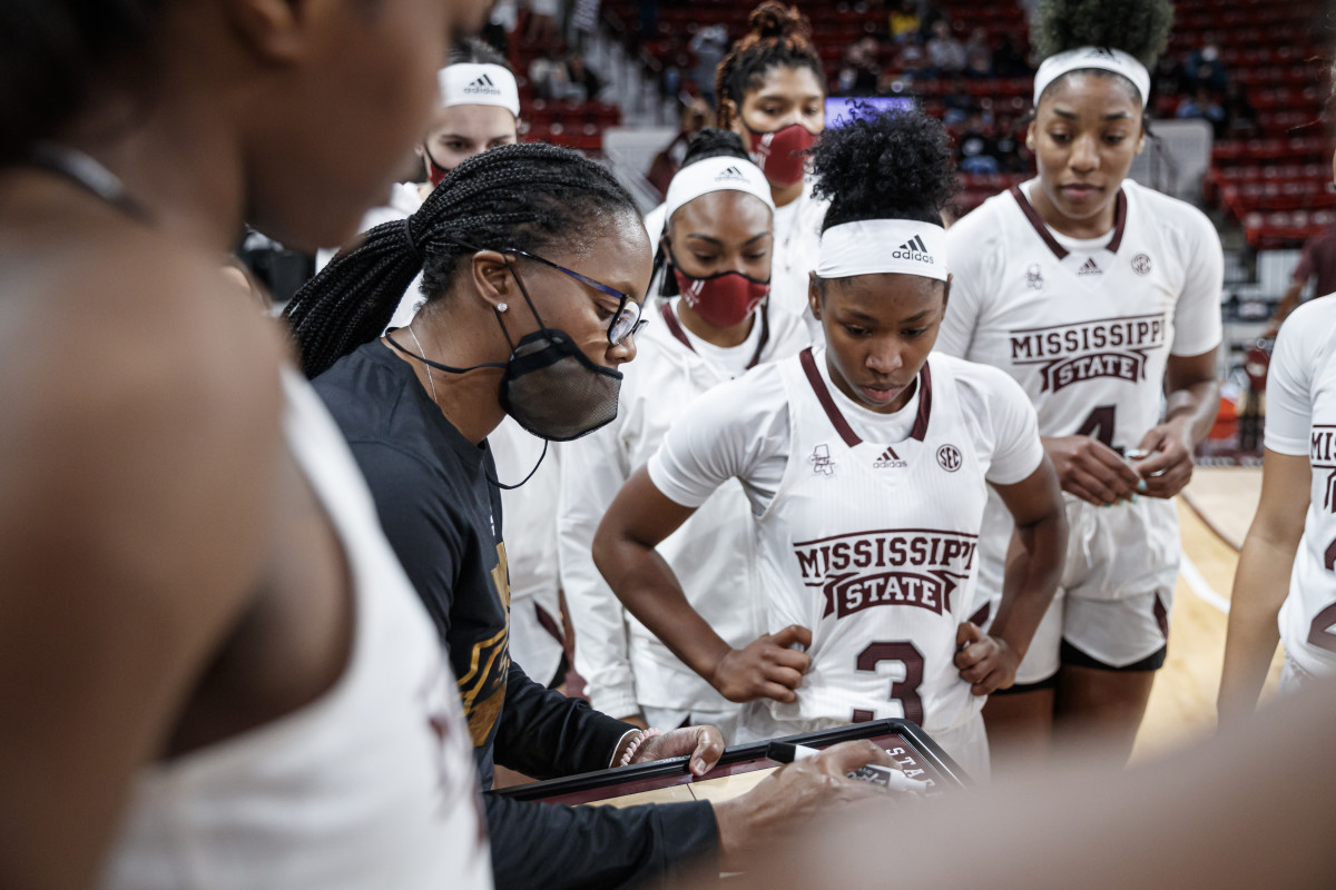 No. 14 Mississippi State Bulldogs women's basketball looks to continue ...