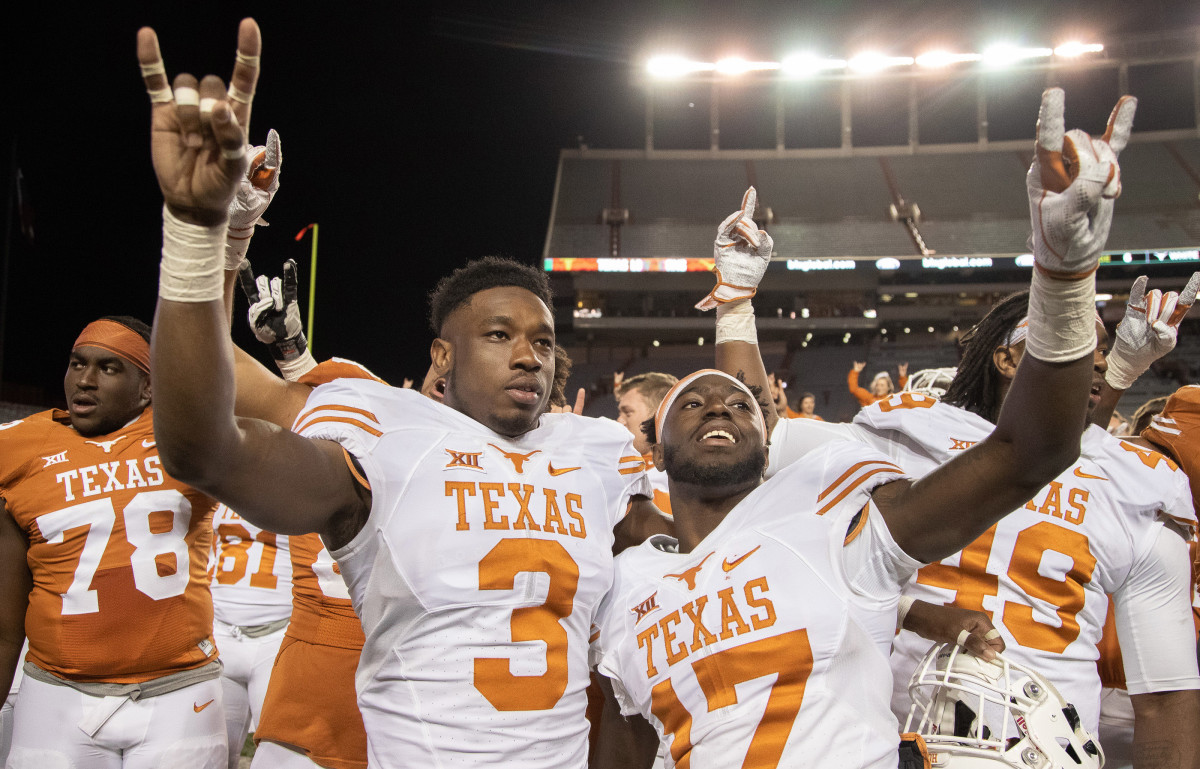 Will Texas Longhorns Lose Another Upperclassman to Transfer Portal