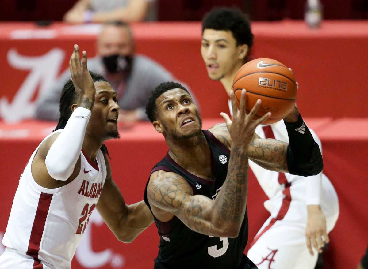 mississippi-state-bulldogs-men-s-basketball-keeps-it-close-but-falls-at