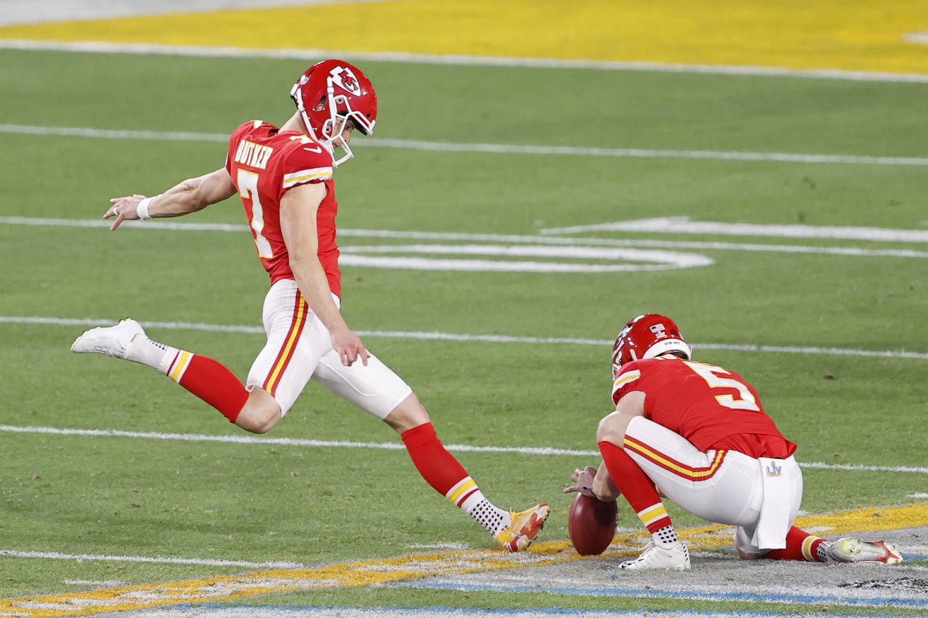 KC Chiefs Kicker Harrison Butker Carted off Field During Game vs