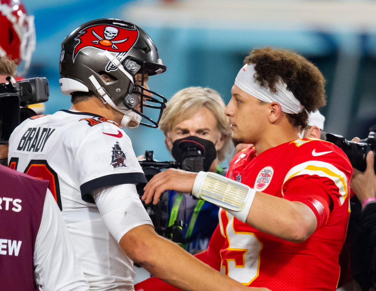 KC Chiefs: Patrick Mahomes and Tom Brady Co-Stars on Madden 22 Cover -  Sports Illustrated Kansas City Chiefs News, Analysis and More