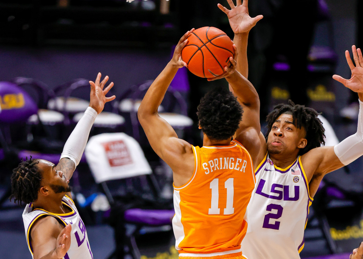 LSU Rides Javonte Smart's Hot Hand to 78-65 Top 25 Win Over No. 16 ...